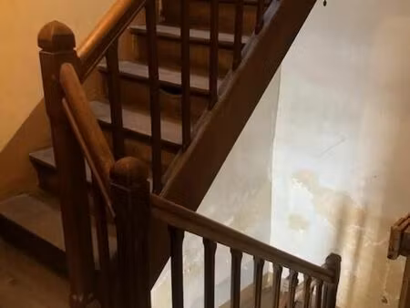 maison place du foirail laissac