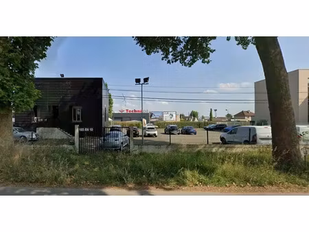 coignieres (78) - a louer bureaux n10 60 m²