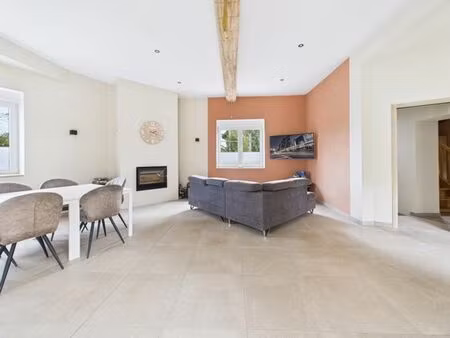 maison rénovée 3 chambres avec 2 jardins et orientation sud-