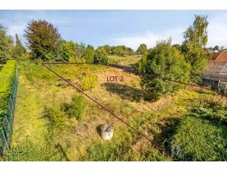 bouwgrond hob in rustige straat