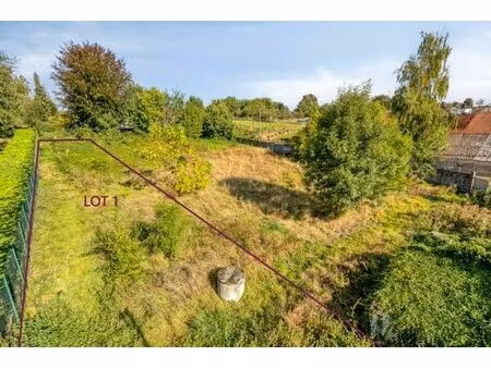 bouwgrond hob in rustige straat