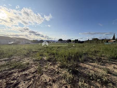 vente / terrain a batir / 885 m2