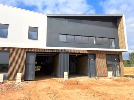 a louer - cellules d'activités - vefa - accès direct n12