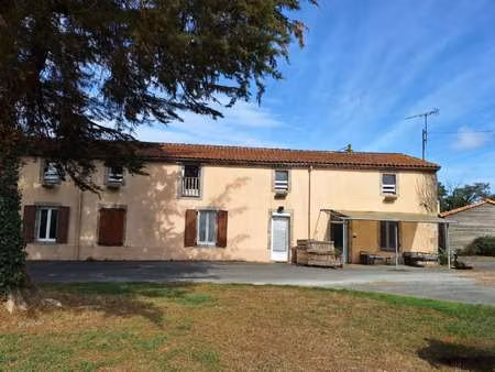 vente maison à saint-malô-du-bois (85590) : à vendre / 153m² saint-malô-du-bois
