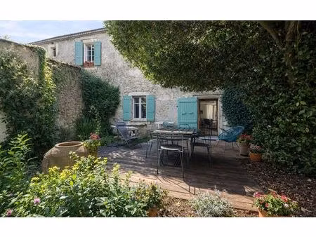 maison la cassaigne 145 m² t-4 à vendre  182 000 €