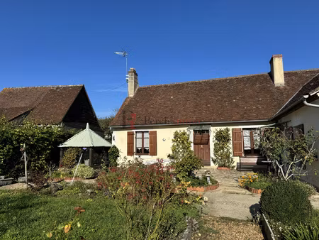 maison ancienne 2 chambres avec dépendance à proximité imméd