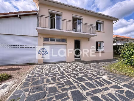 maison bressuire 6 pièce(s) 102 m2