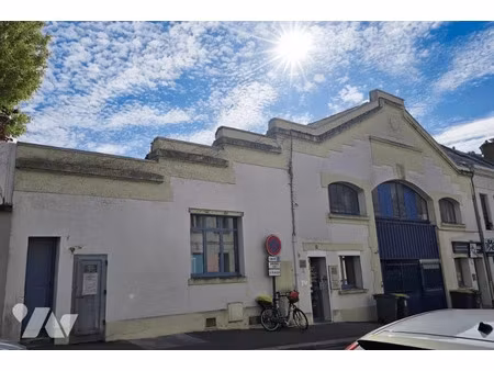 vente locaux professionnels à saint-quentin (02100)  363 000 €