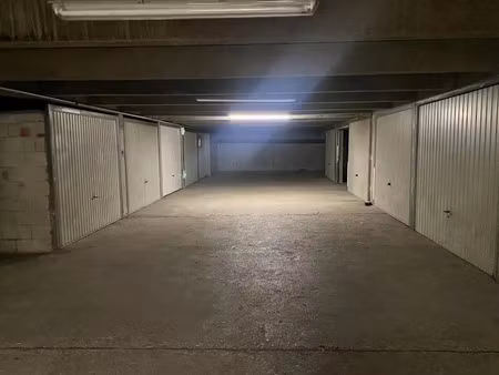 vente parking 12 m² à vitry-sur-seine (94400)  13 500 €