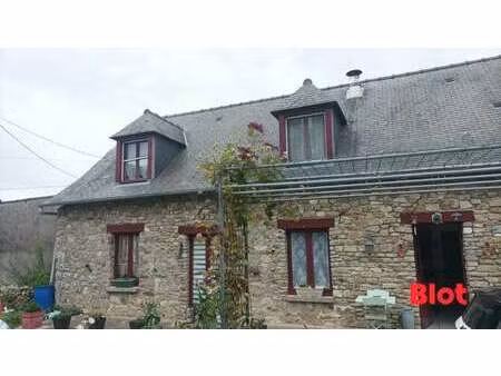 vente longère et corps de ferme à saint-m'hervé (35500) : à vendre / 107m² saint-m'hervé