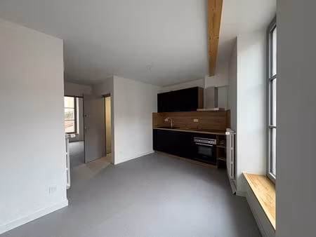 maison f4 - 70m² - jardin  cave  garage - chauffage pompe à chaleur