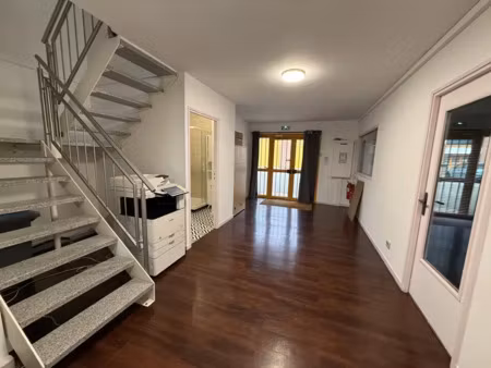 bureaux à vendre loués à saint-ouen-l'aumône - 220 m²