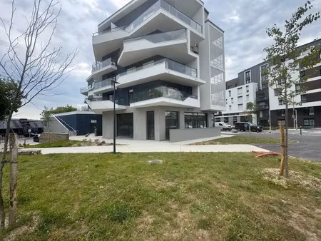 location locaux professionnels 0 pièces 200 m² à saint-malo (35400)  4 333 €