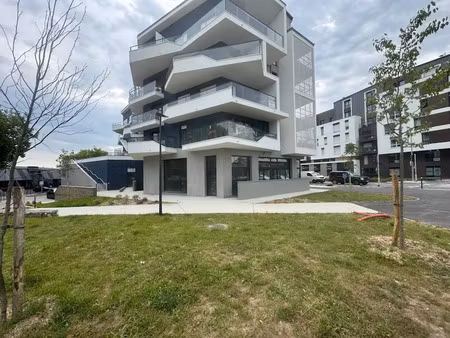 location locaux professionnels 200 m² à saint-malo (35400)  4 333 €