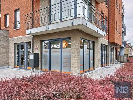 rez-de-chaussée commercial – andenne – visibilité maximale