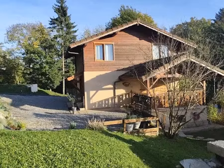 location meublée maison 3 pièces 60 m² à ayse (74130)  1 300 €