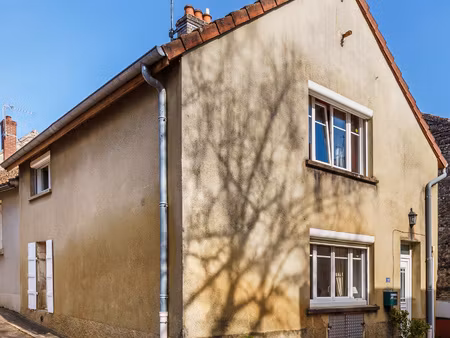 au coeur du village d'un village viticole de renom: pommard