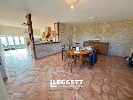 maison 8 pièce(s)  montboyer