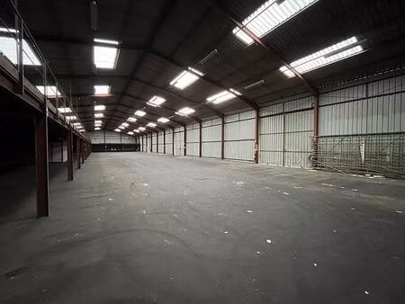 vente local d'activités la peyratte 5 286 m²