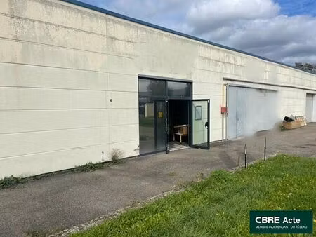 location local d'activités ludres 139 m²