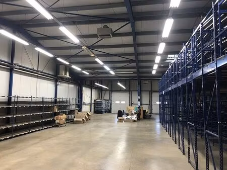 location entrepôt / local d'activités libourne 1 878 m²