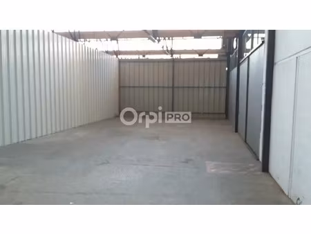 local d'activite a louer