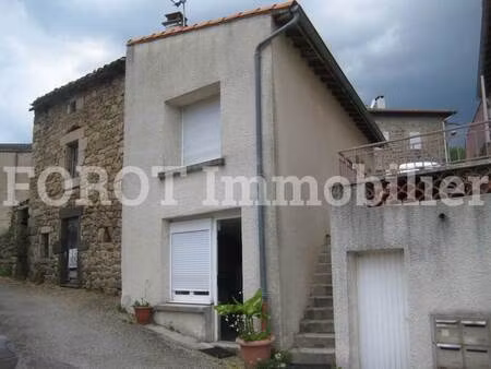 location appartement 3 pièces 57 m² à saint-barthélemy-grozon (07270)