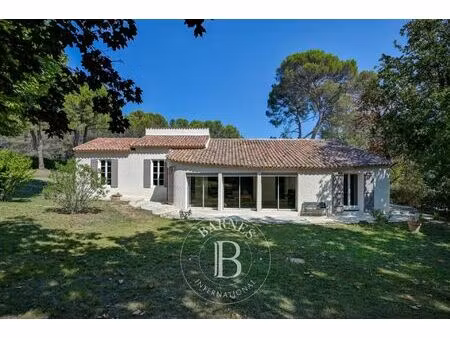 vente maison 5 pièces 206 m² aix-en-provence (13100)