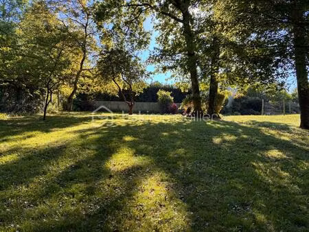 terrain de 745 m² à livry-sur-seine