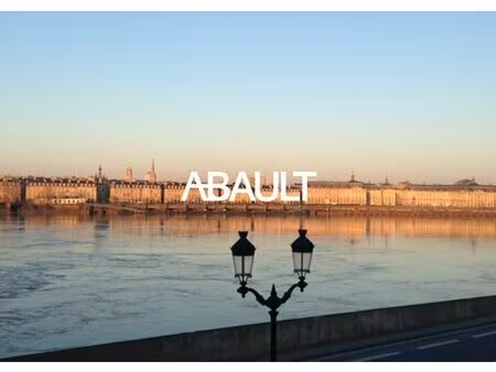 location local professionnel 88m² floirac 33270