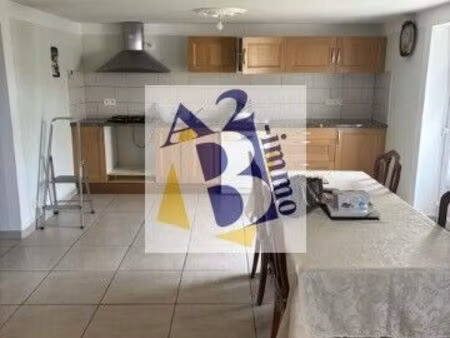 location appartement 2 pièces 59 m² à roullet-saint-estèphe (16440)