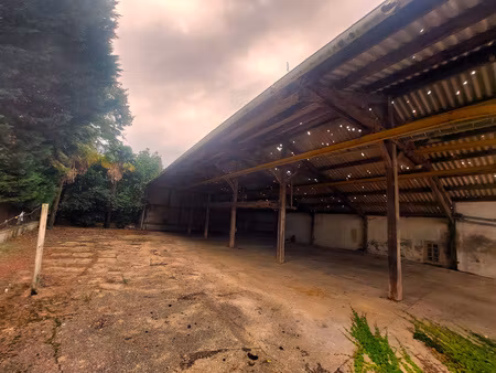 bardos - terrain constructible avec hangar