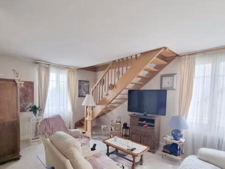 vente maison 4 pièces 126 m² saint-amand-montrond (18200)