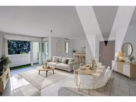 face au parc de procé – appartement t3 avec balcon et stationnement