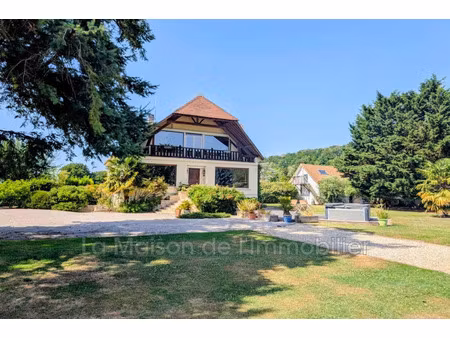 vente maison 9 pièces 220 m² acquigny (27400)