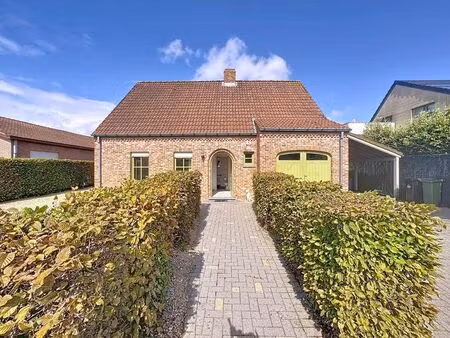 vrijstaande instapklare villa met 4 slaapkamers