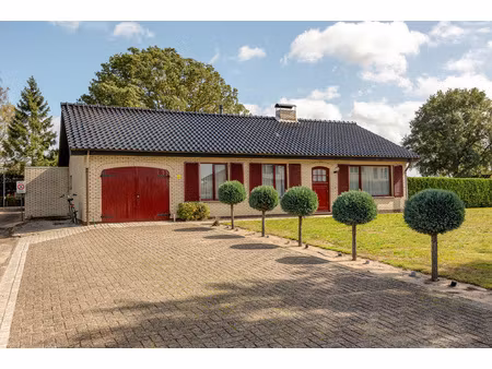 huis te koop in hoogstraten met 2 slaapkamers