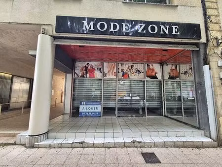 location commerce 1 pièce 240 m² à auch (32000)