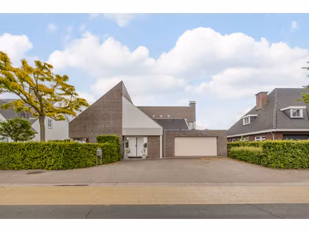 huis te koop in hoogstraten met 4 slaapkamers