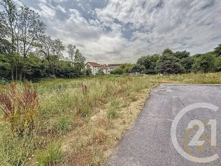 terrain constructible viabilisé à vendre