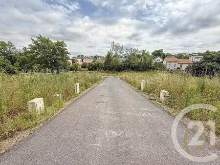 terrain constructible viabilisé à vendre