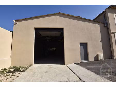 hangar/stockage/entrepôt