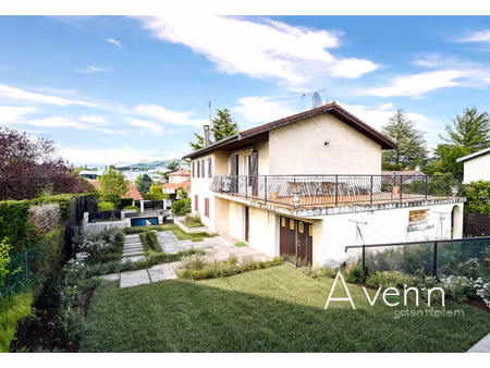 maison familiale de 161 m2 - champagne au mont-d'or