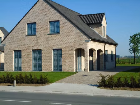 location maison 5 pièces 200 m² à warneton (59560)