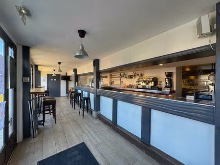 vente divers 154 m² ossès (64780)