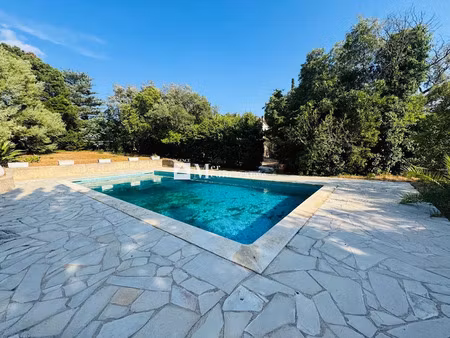 vente maison 5 pièces 270 m² à grimaud (83310)  1 385 000 €
