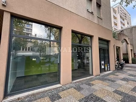 location commerce 472 m² à lyon 6 (69006)
