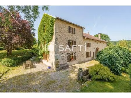 demeure en pierres avec piscine proche d'épinal