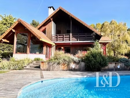 villa de luxe à vendre à la la buisse