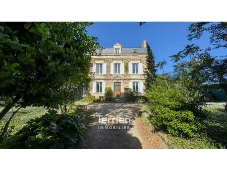 maison de luxe à vendre à saint-georges-sur-loire